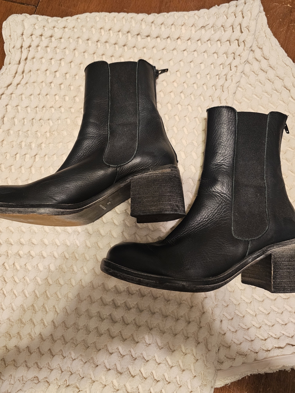 Free People Essential Chelsea Black Leather Block Heel Ankle Boots